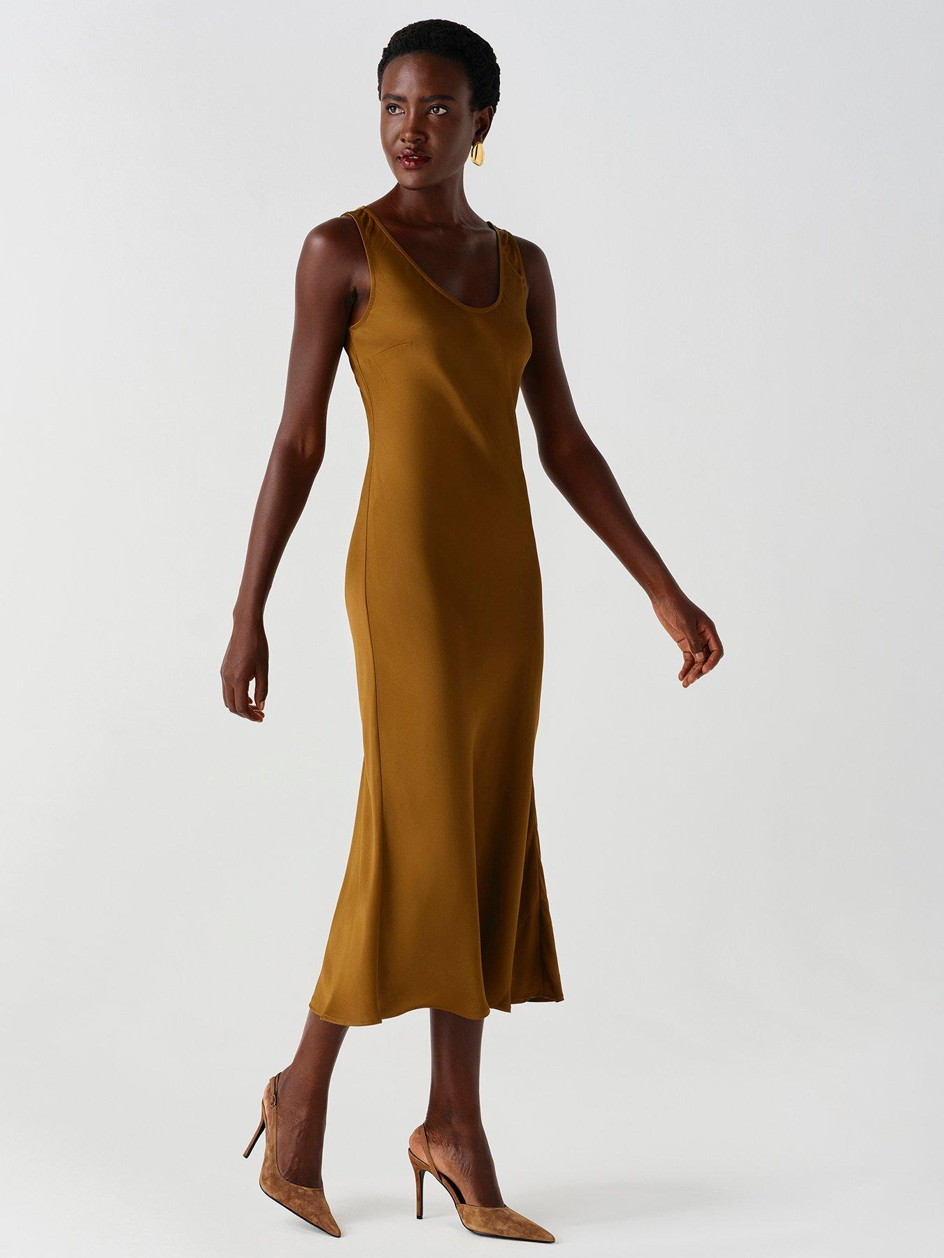 Image 4 of 7 of Ghost Moss Palm Dress
