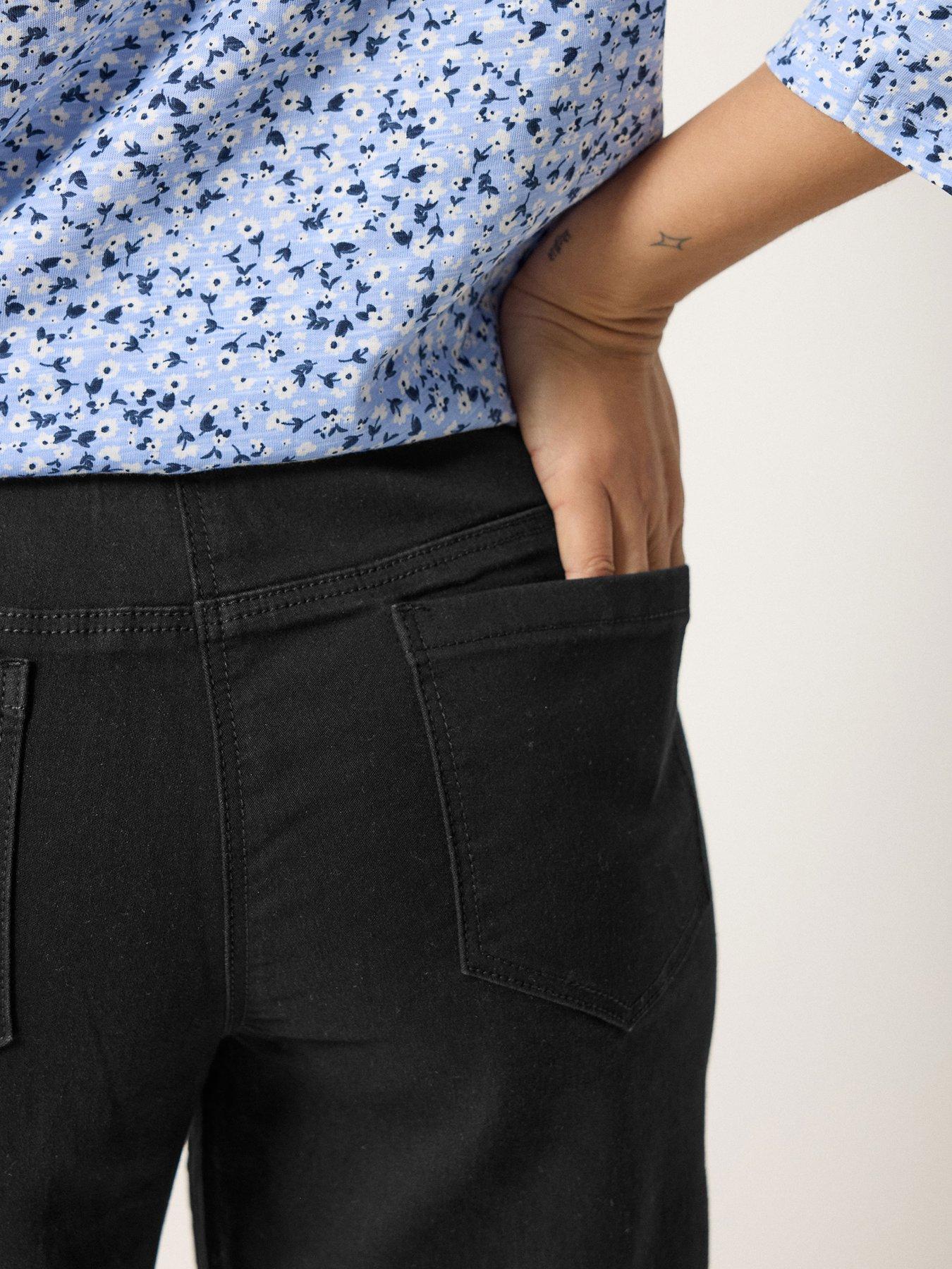 Image 4 of 4 of M&Co Petite Petite Petite Wide Leg Jegging 27"