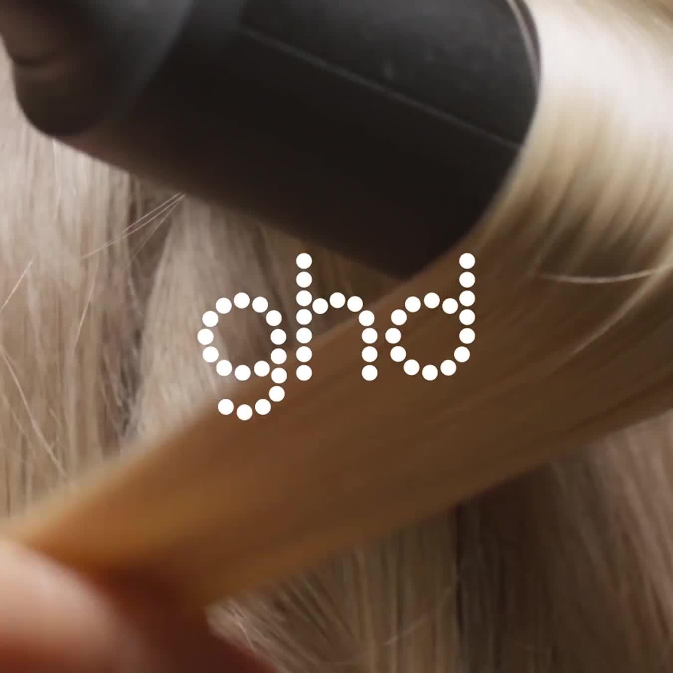 Image thumbnail 8 of 8 of ghd Curve - Soft Curl Tong (32mm)