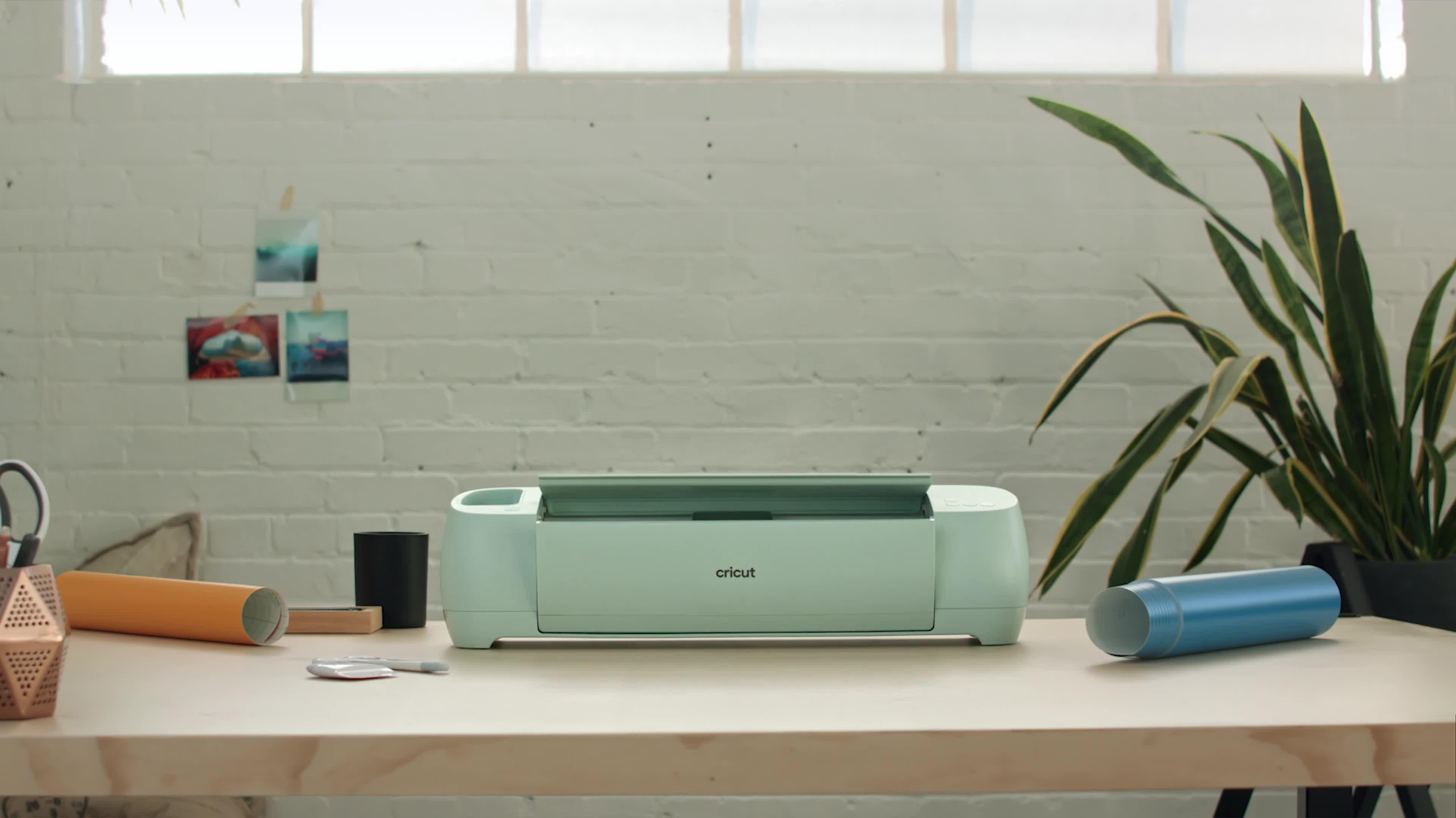 Cricut Explore 3 オマケあり Cricut Exlpore 3 – SK Clothing Wholesale