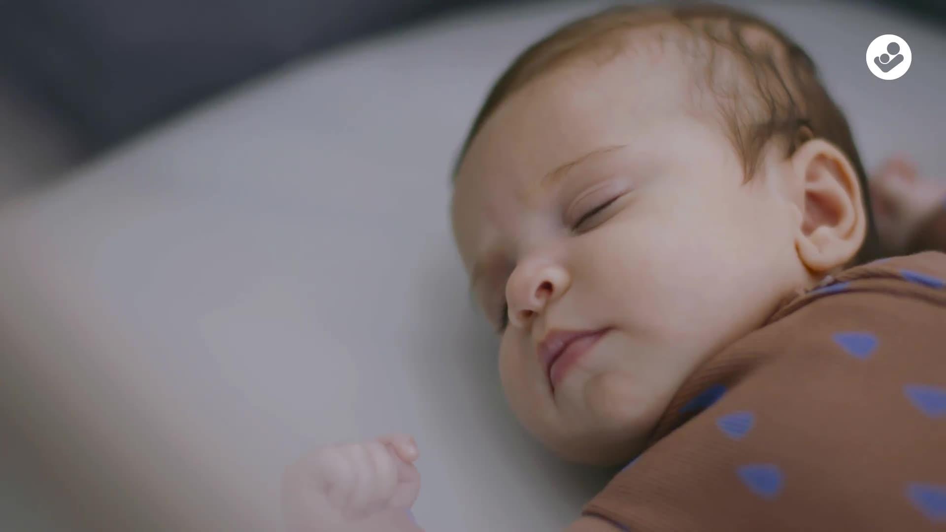 Image thumbnail 7 of 7 of Maxi-Cosi Iora Air Co-Sleeper Rocking and Adjustable Bedside Crib Beyond Graphite