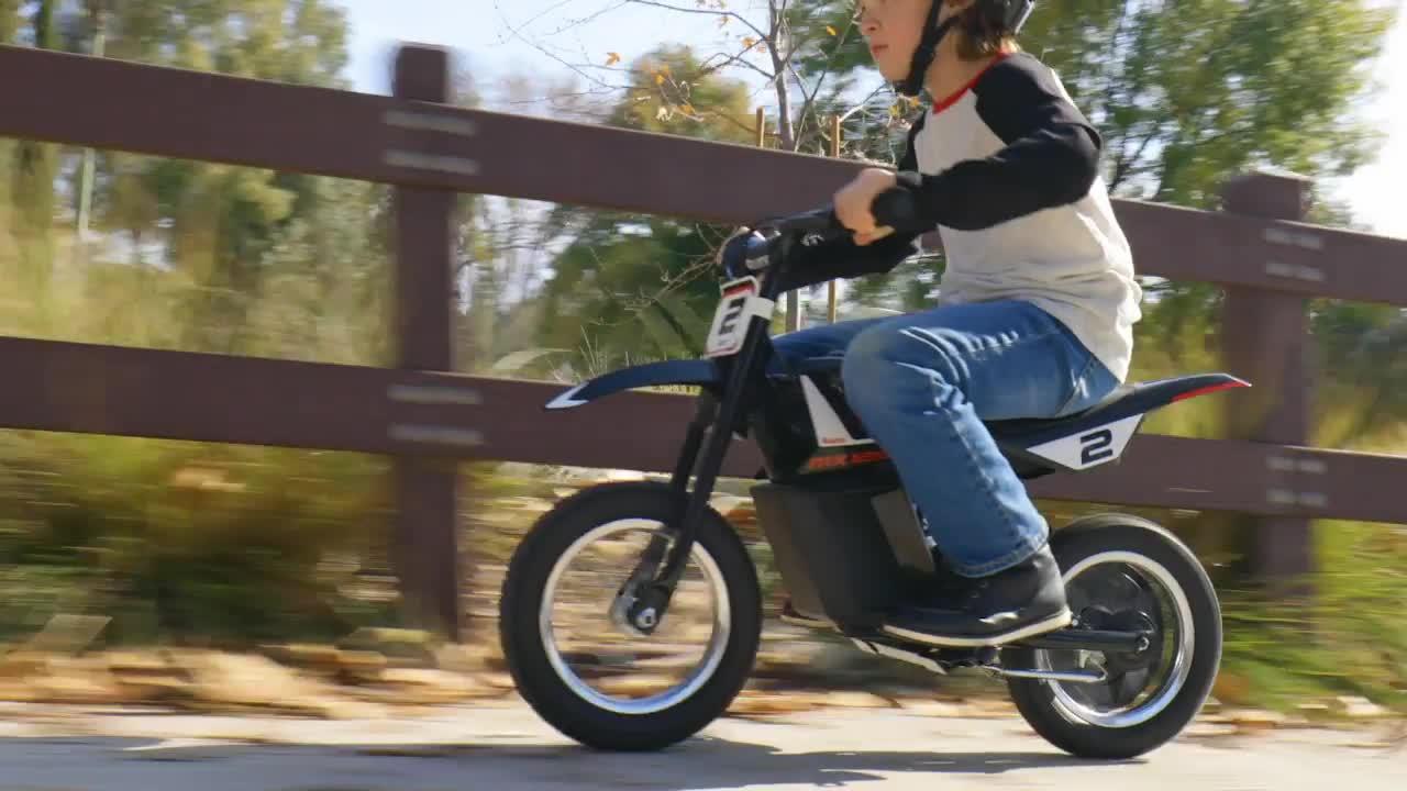 Image thumbnail 8 of 8 of Razor MX125 Dirt Rocket, Kids Electric Dirt Bike - Pink
