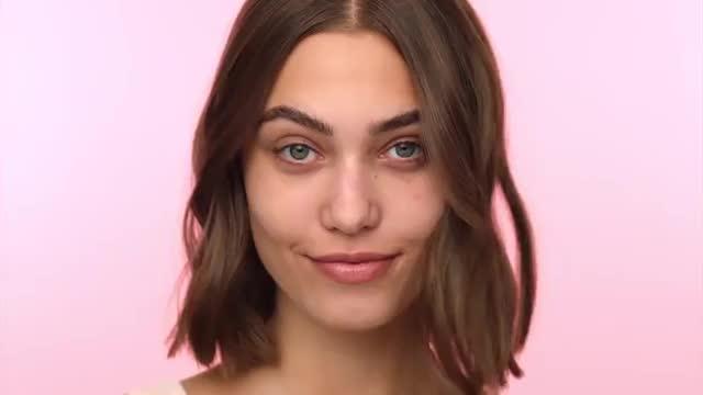 Image thumbnail 8 of 8 of MAYBELLINE Instant Anti Age Perfector 4-In-1 Glow Primer