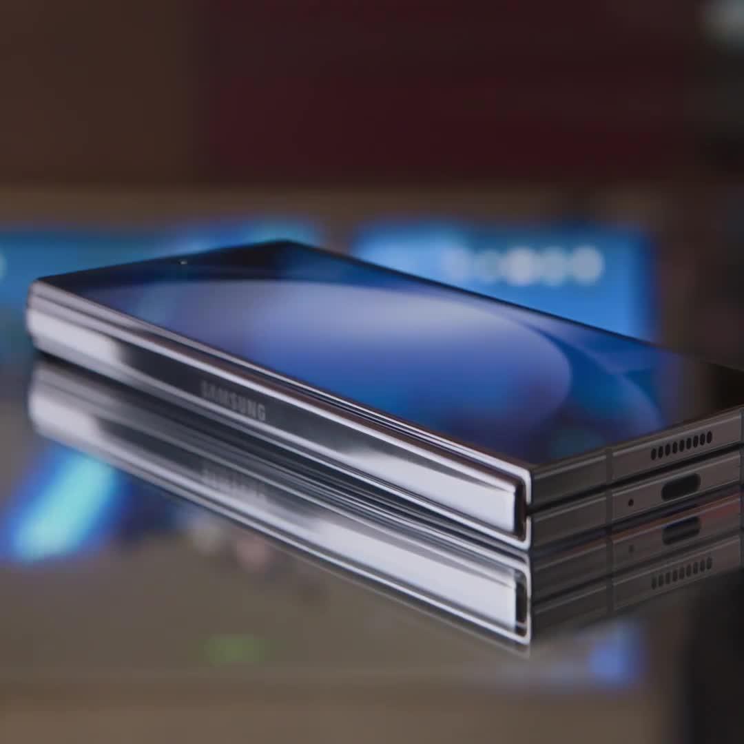 Galaxy Z Fold 5 (256GB, Icy Blue) with Samsung Galaxy Buds2 Pro (Black) -  Galaxy AI