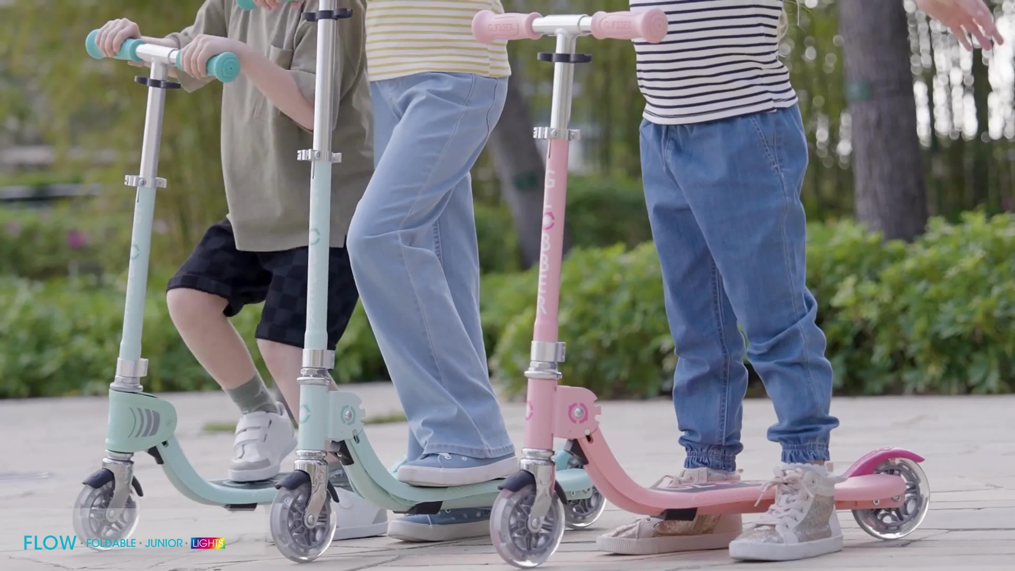 Image thumbnail 8 of 8 of GLOBBER Flow Foldable Junior - Navy Blue