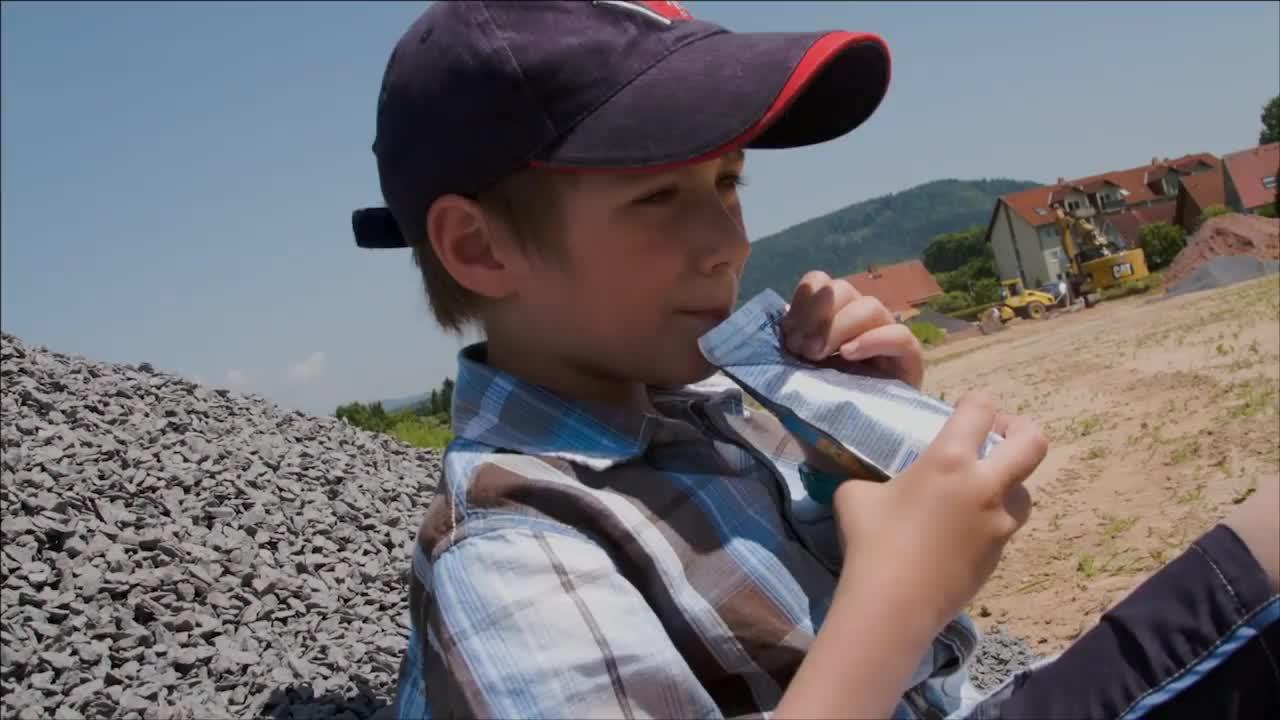 Image thumbnail 4 of 4 of Rolly Toys Caterpillar Mobile 360 Degree Excavator