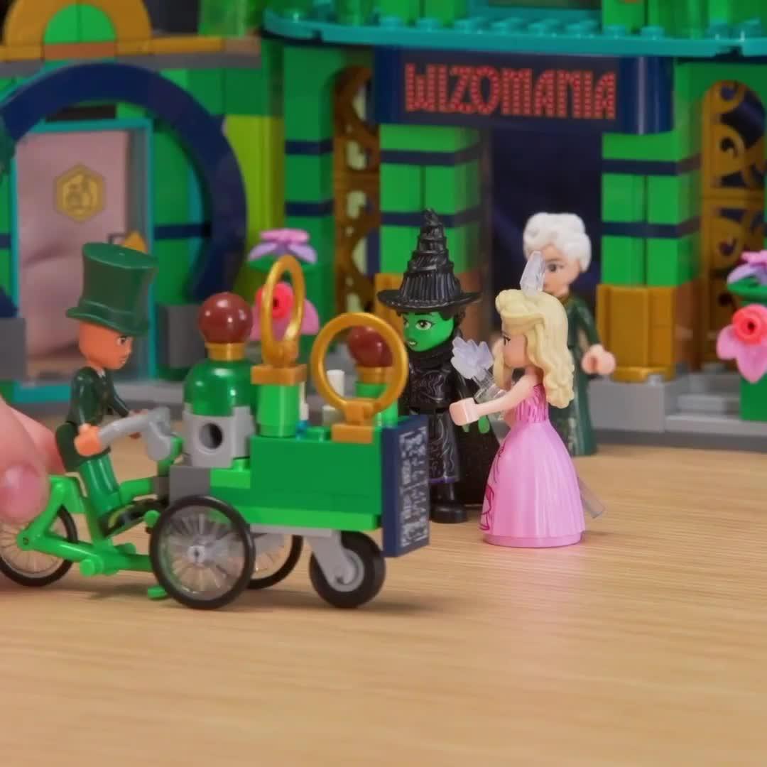 Image thumbnail 8 of 8 of LEGO Wicked Welcome to Emerald City Movie Set 75684