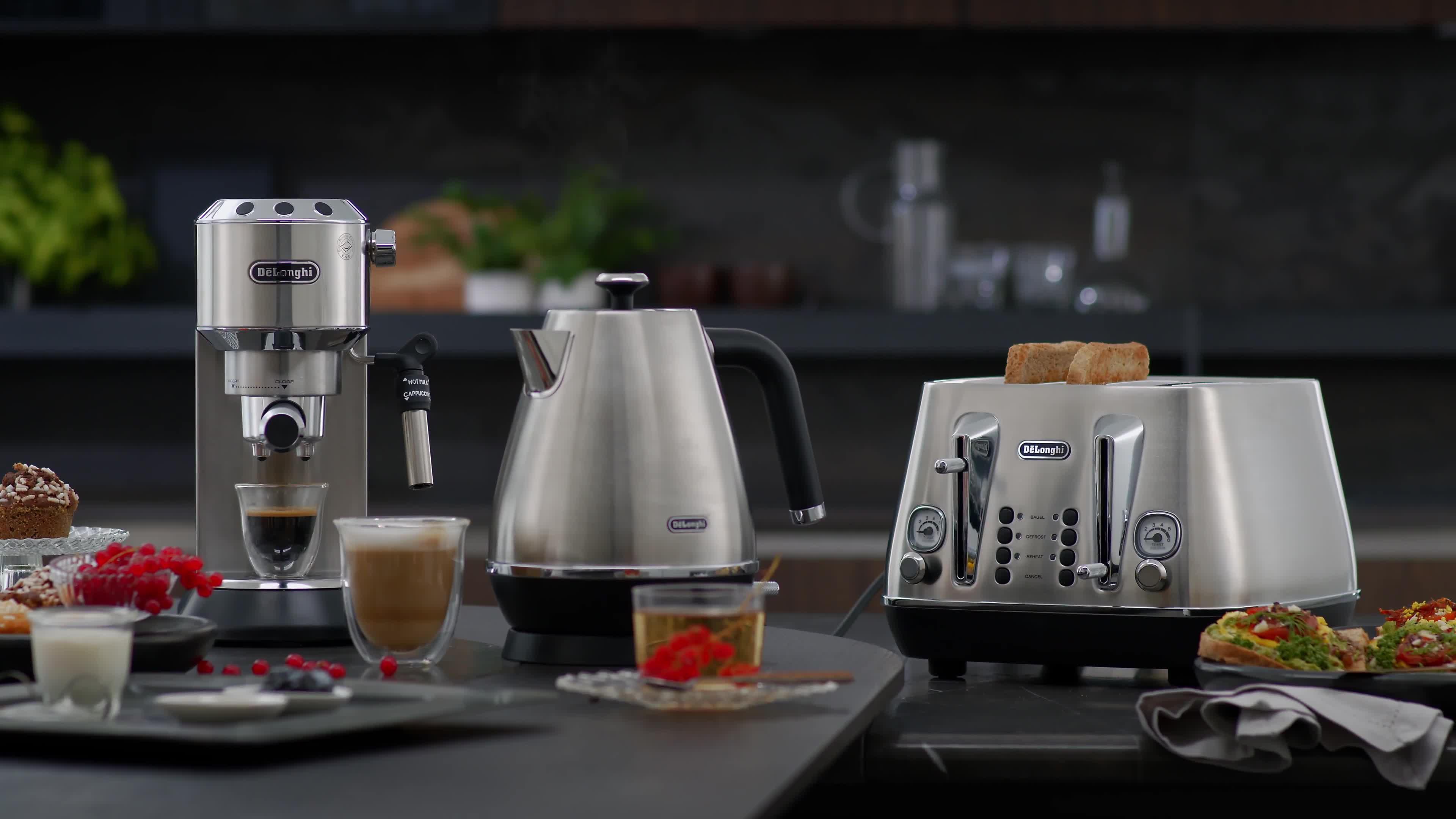 Image thumbnail 6 of 6 of DeLonghi Distinta X Kettle - Metal