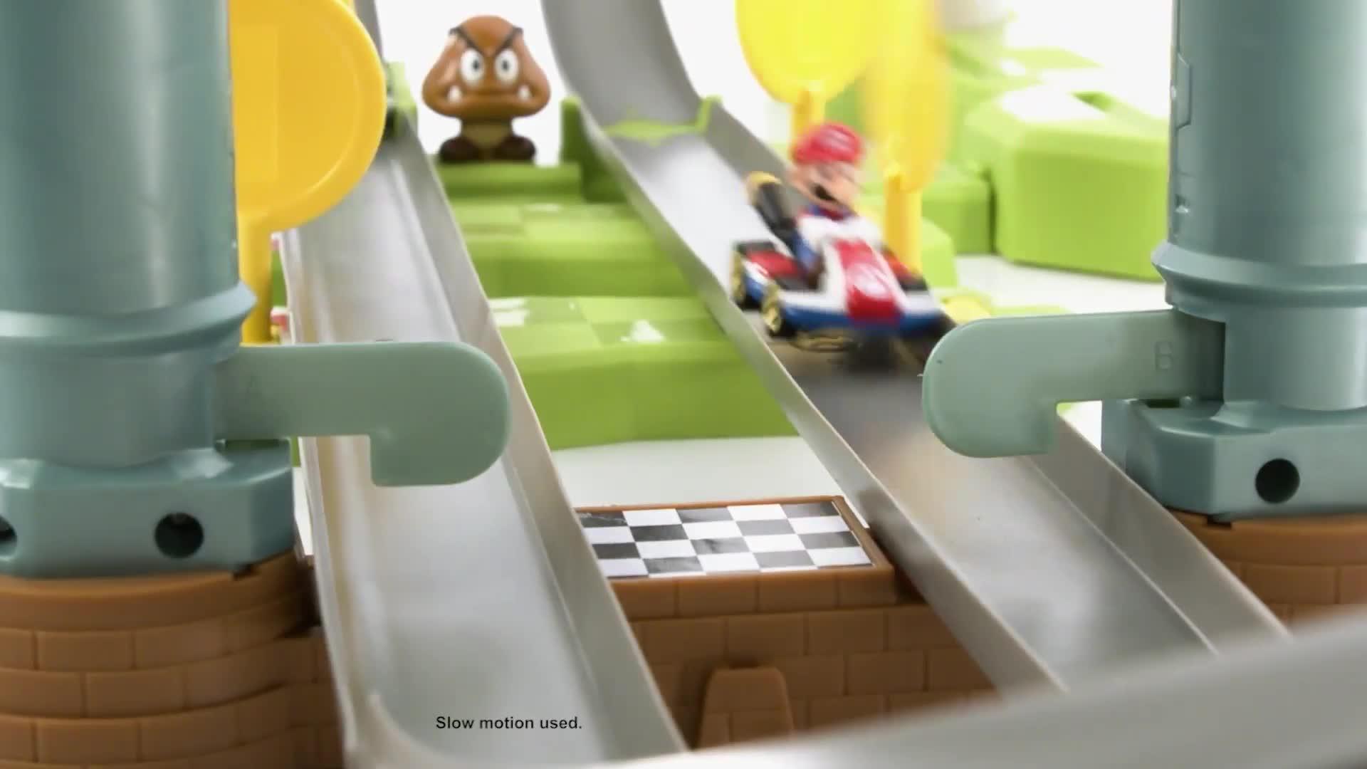 Image thumbnail 8 of 8 of Hot Wheels Mario Kart Circuit Lite Track Set
