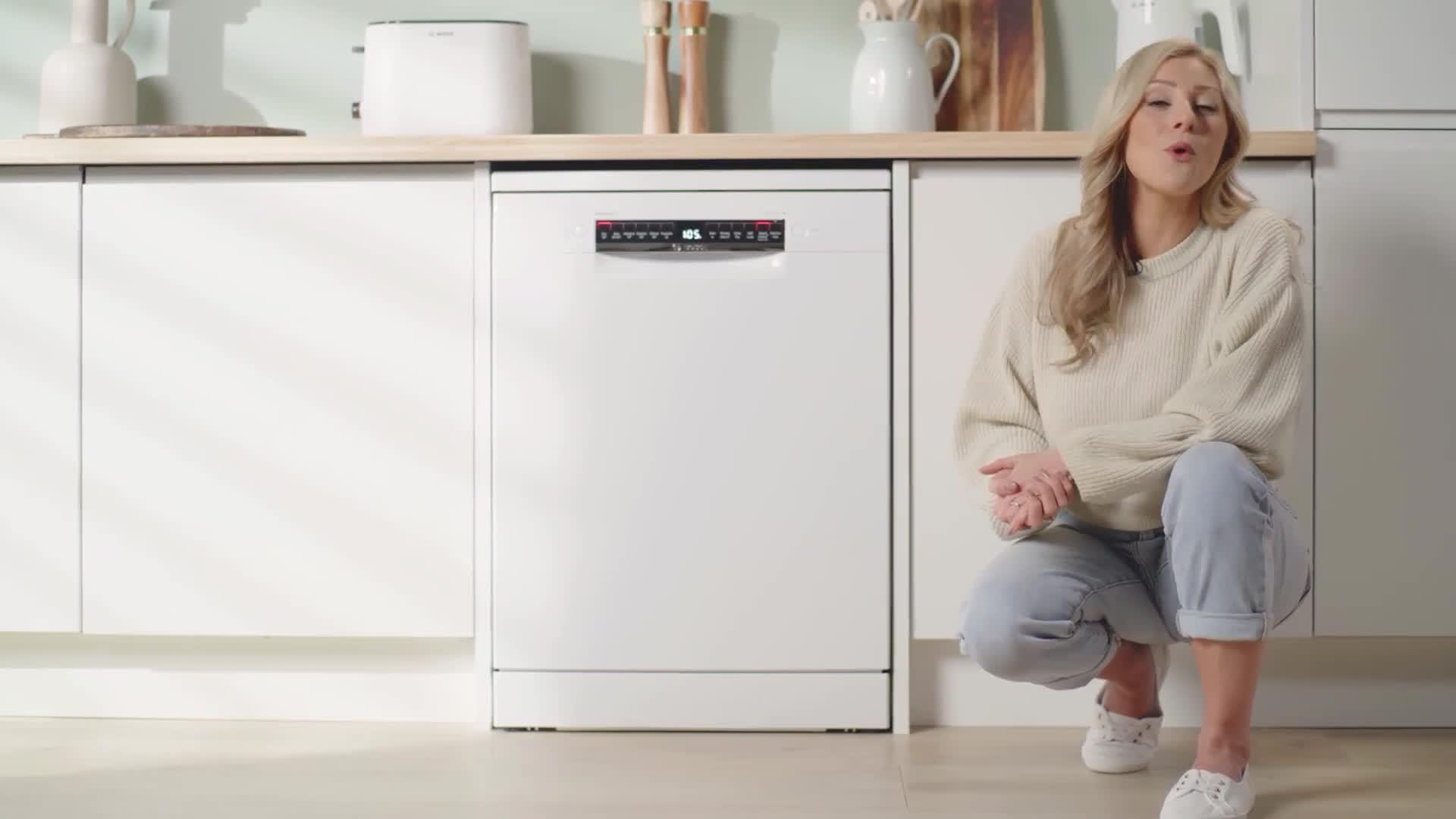 Image thumbnail 8 of 8 of Bosch Series 4 SMS4EMW06G Full Size, 14-Place Settings Dishwasher with Extra Dry - White - B Rated