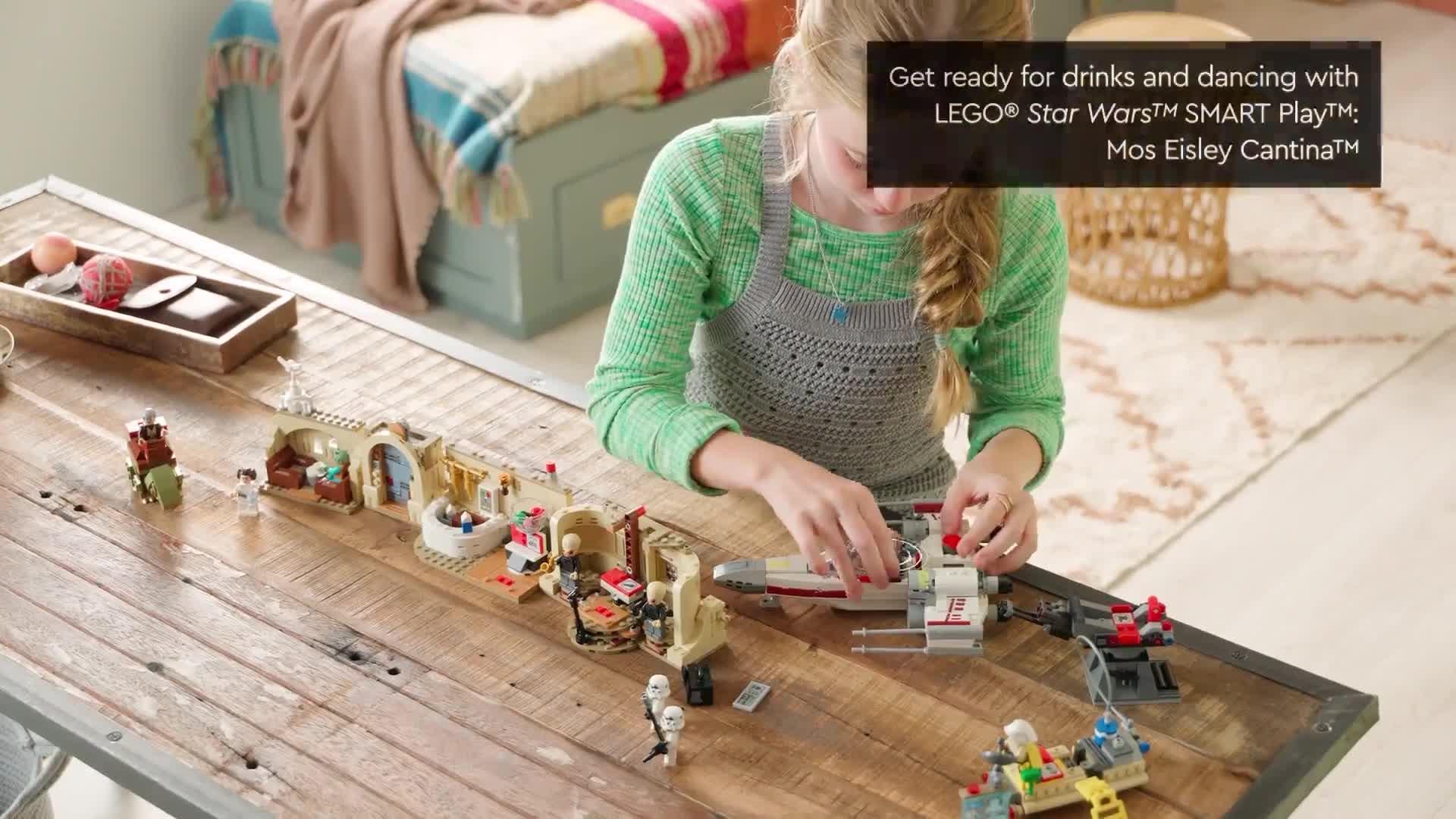 Image thumbnail 8 of 8 of LEGO Star Wars SMART Play: Mos Eisley Cantina Set 75425