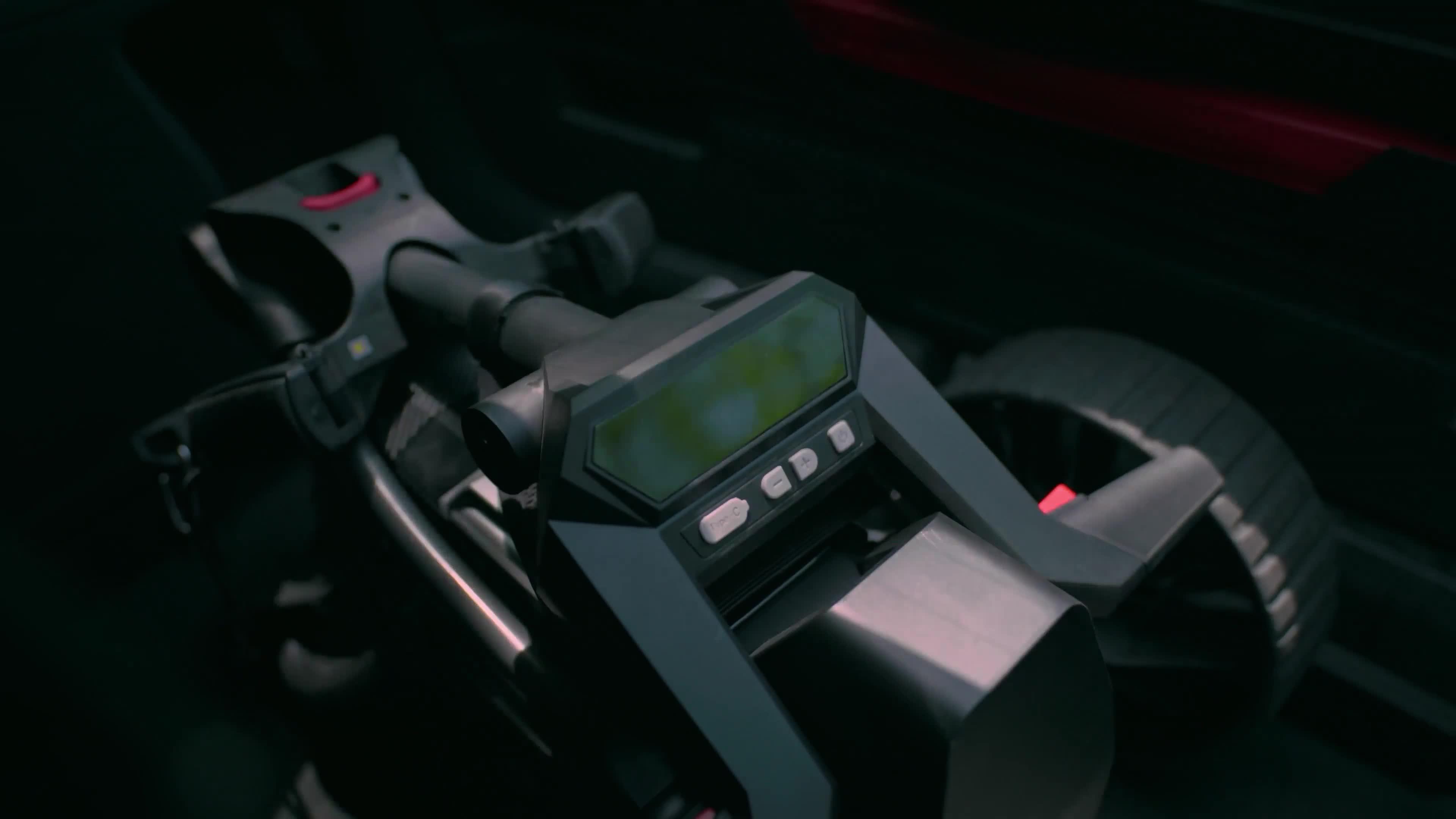 Image thumbnail 8 of 8 of NAVEE - Birdie 3 Electric Remote Control Golf Trolley