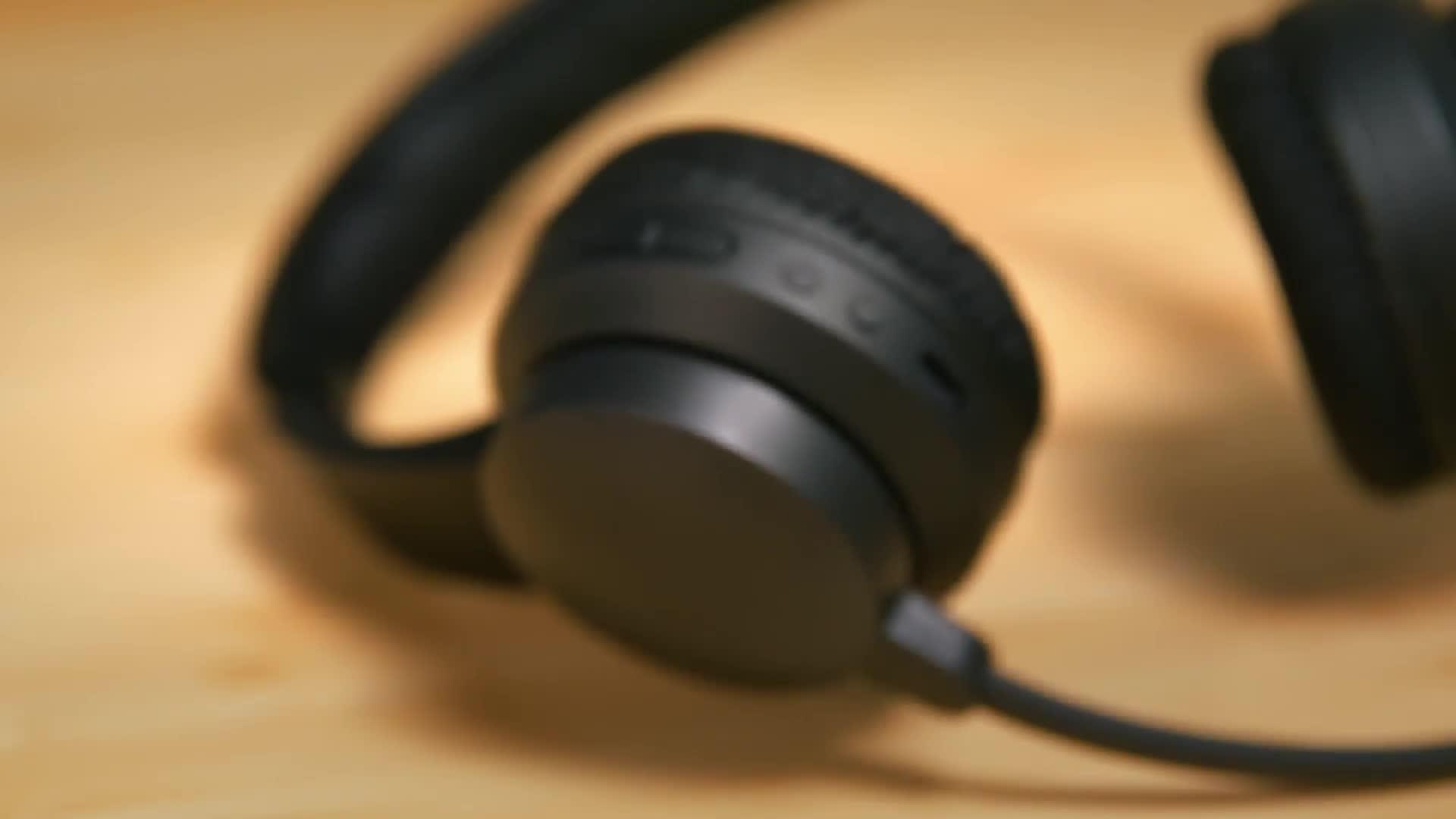 Image thumbnail 8 of 8 of Trust Ayda Wireless Headset with ENC Noise-Cancelling Microphone, Black