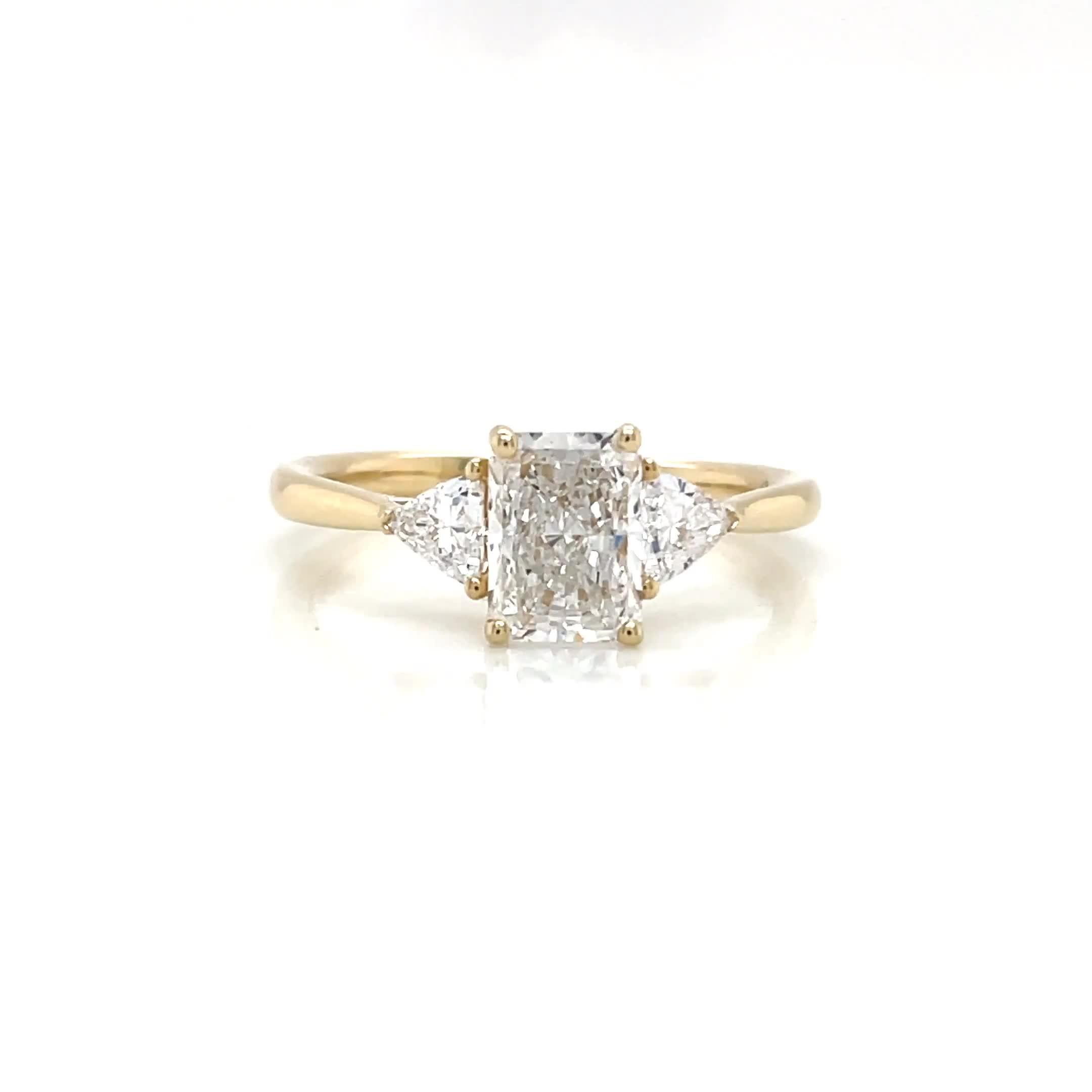 Image thumbnail 7 of 7 of Harriet 14Ct Oval Trilogy Stone Set Shoulders 1.40Ct Lab Grown Diamond Ring - Gold