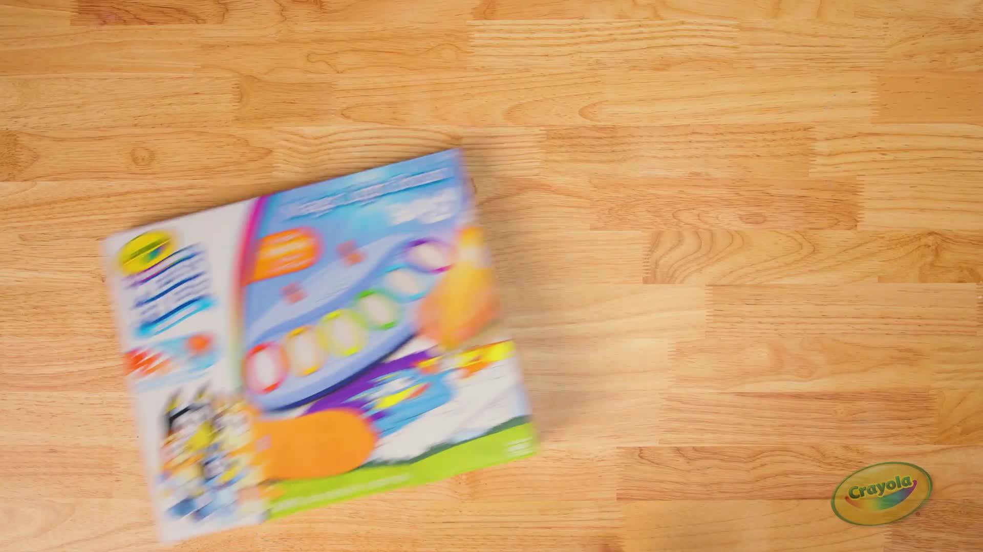 Image thumbnail 7 of 7 of Crayola Bluey Light-Up Colour Wonder Paint Set