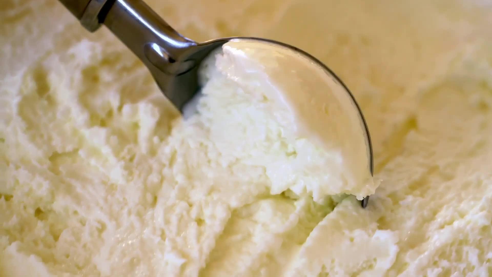 Image thumbnail 8 of 8 of NUTRIBULLET chill ice cream and frozen dessert maker (matte white)