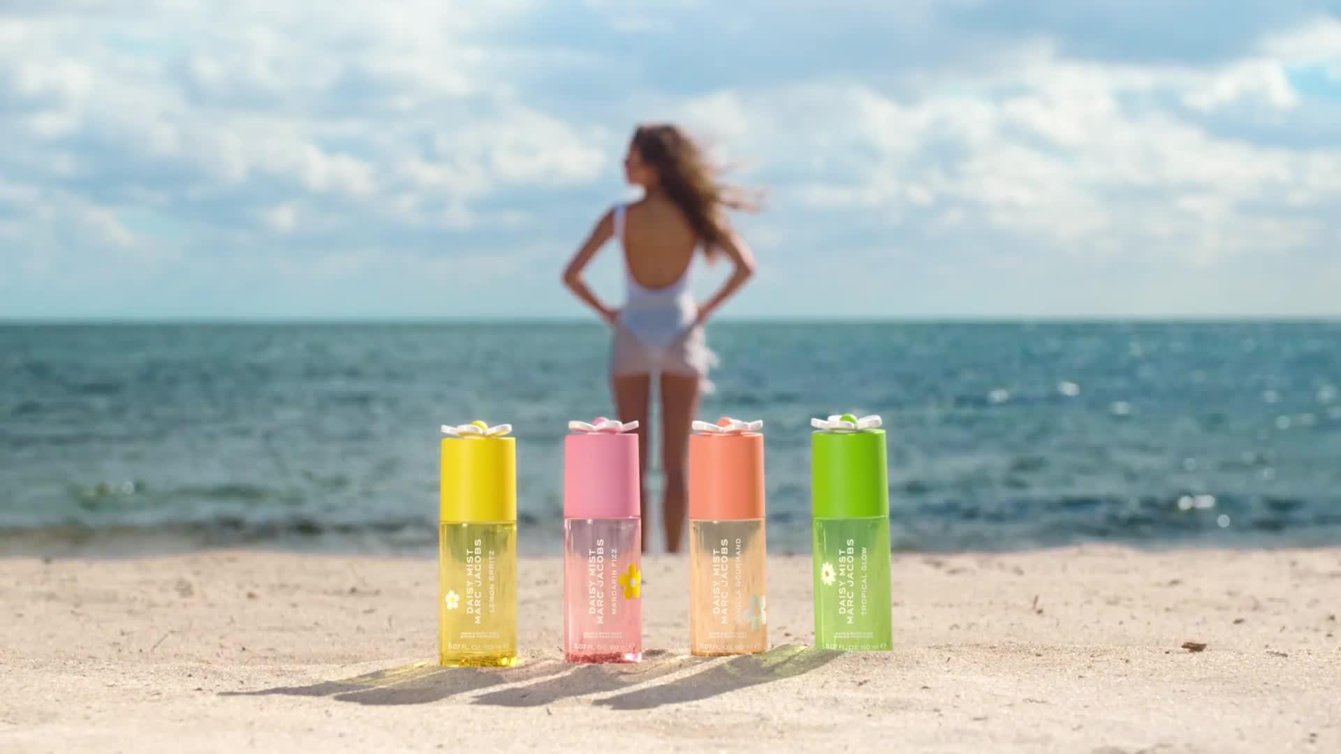 Image thumbnail 8 of 8 of MARC JACOBS Daisy Mist Tropical Glow Hair and Body Mist 150ml